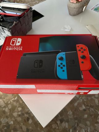 Nintendo Switch Azul y Rojo + tarjeta SD 128gb