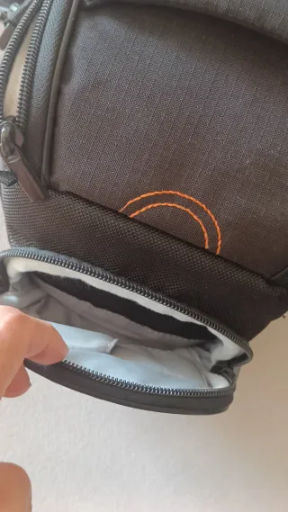 Fondina per fotocamera reflex Amazon Basics