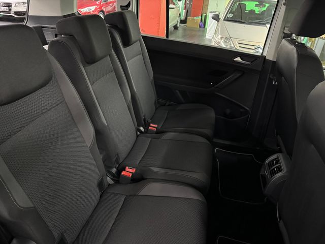 Volkswagen Touran 2016!!! 7 PLAZAS!!!