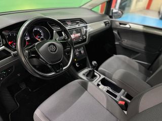 Volkswagen Touran 2016!!! 7 PLAZAS!!!
