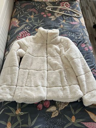 Chaquetón blanco pelo