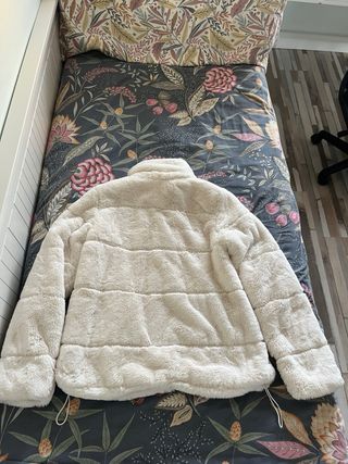 Chaquetón blanco pelo