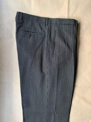 Chaqué caballero usado en dos ocasiones.