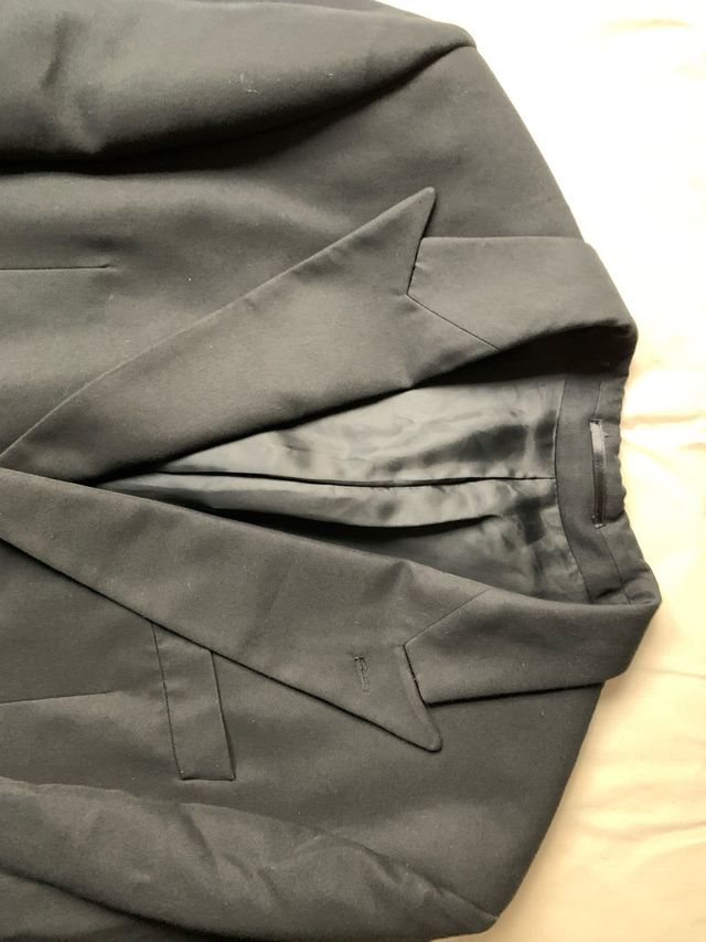 Chaqué caballero usado en dos ocasiones.