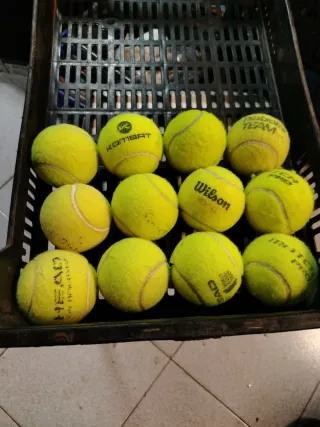 12 Pelotas de Pádel