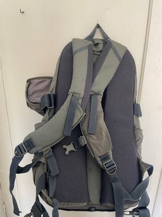 Mochila Quechua Senderismo Gris Verde