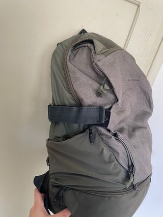 Mochila Quechua Senderismo Gris Verde