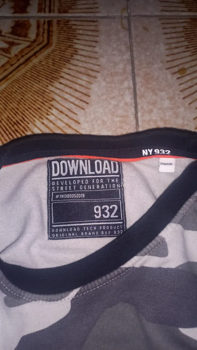 Sudaderas Download (DESCRIPCIÓN)