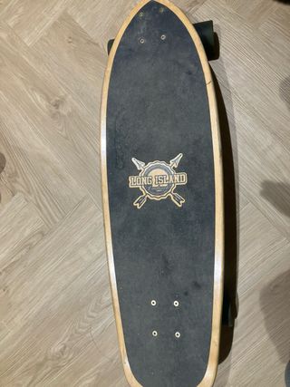 Skate Long Island con diseño floral