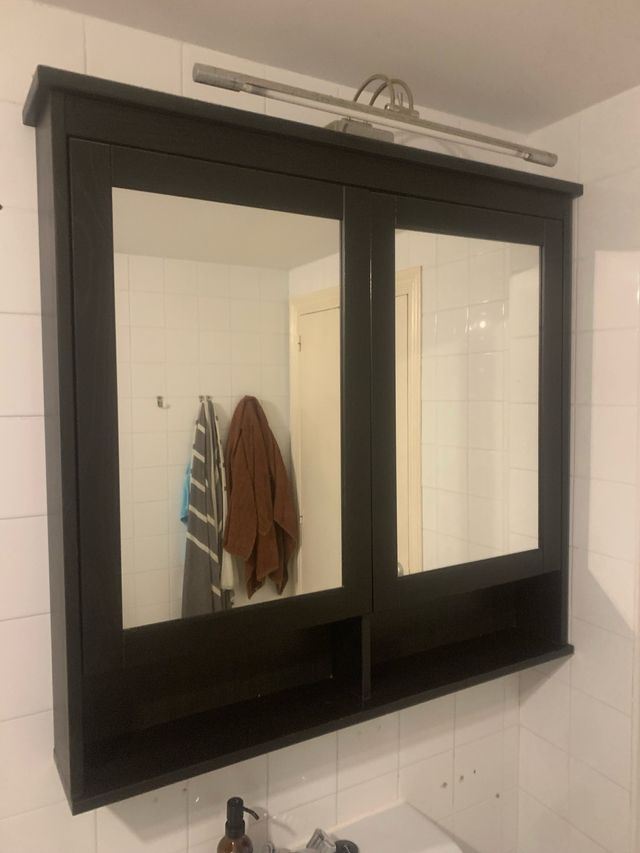 Mueble de baño madera y cristal