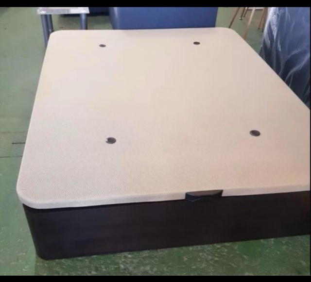 LIQUIDACIÓN EN Canapés abatibles y colchones