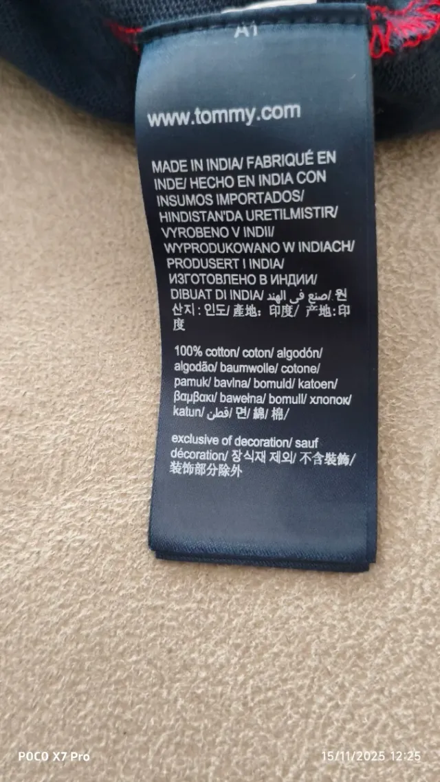 Camiseta Polo Tommy Jeans Roja y Azul