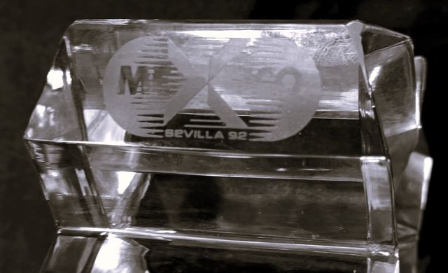 Pisapapeles vintage cristal firmado