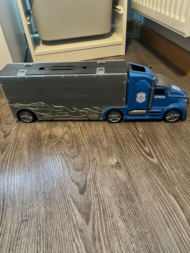 Camión de policía de juguete