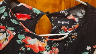 Camiseta Desigual floral manga larga
