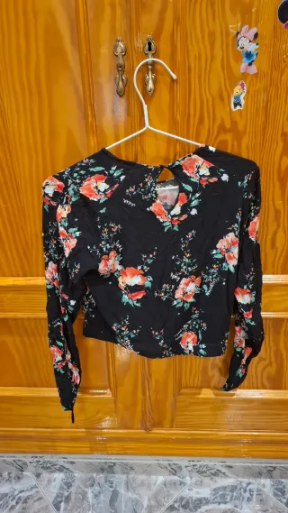Camiseta Desigual floral manga larga