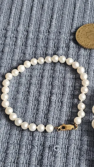 Lote 5 Pulseras Perlas ( no originales )