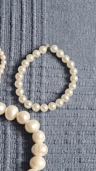 Lote 5 Pulseras Perlas ( no originales )