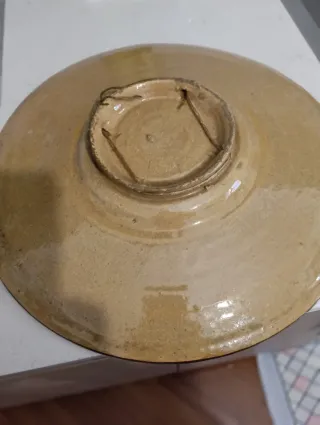 Centrotavola artigianale dipinto a mano