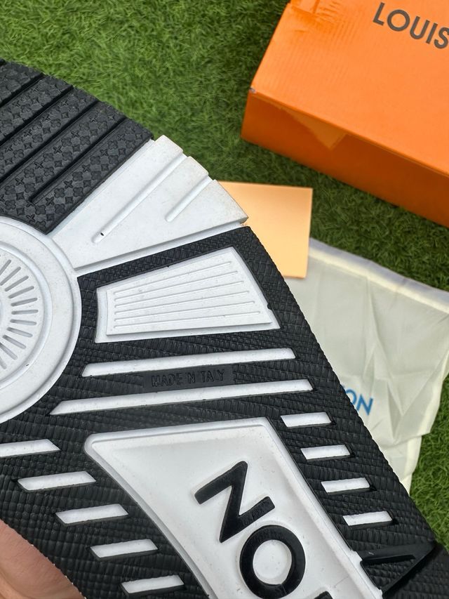 Zapatillas Louis Vuitton Trainers Blancas Negras