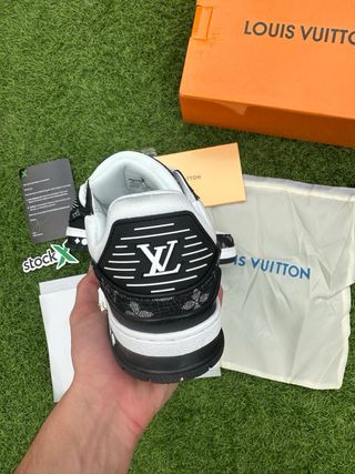 Sneakers Louis Vuitton Nere e Bianche