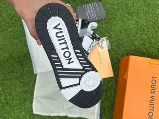 Sneakers Louis Vuitton Nere e Bianche