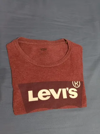 Camiseta Levi's Roja Talla M