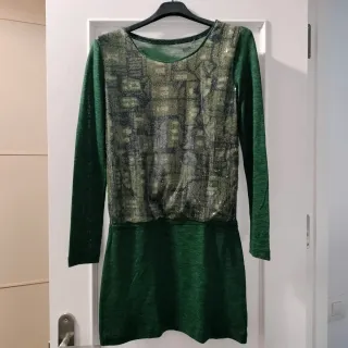 Vestido verde con estampado