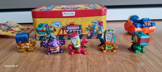 Superzings Caja Danger Gang