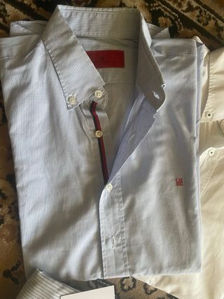 Lote variado 13 camisas de marcas Carolina Herrera