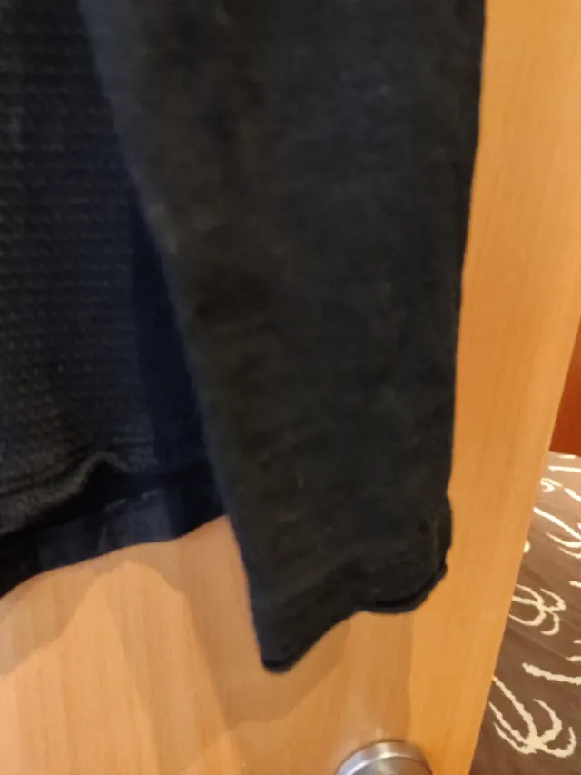 Camiseta estampada floral negra