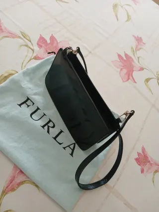 Furla-Borsa Baguette Nera Y2K-Pelle Verniciata