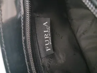 Furla-Borsa Baguette Nera Y2K-Pelle Verniciata