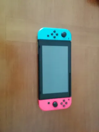 Nintendo Switch en perfecto estado con Zelda