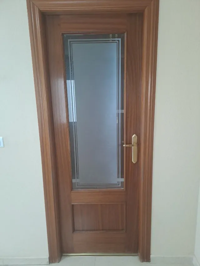 Puerta de madera