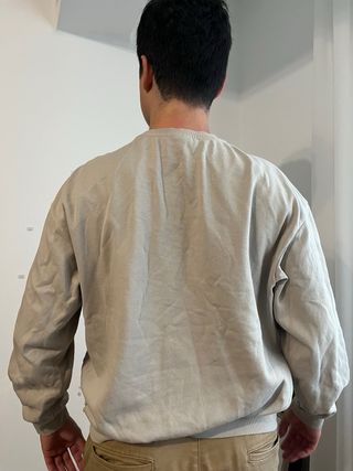 Set de 3; jersey beige H&M, suéter estilo polo H&M