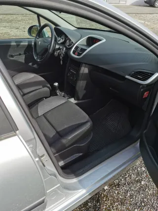 Peugeot 207 SW 1.4 Gasolina 2011