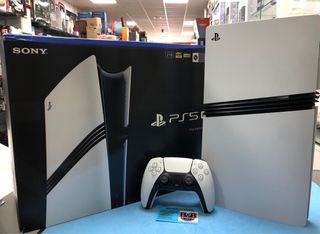 Consola Sony PS5 Pro 2TB Blanca/Negra