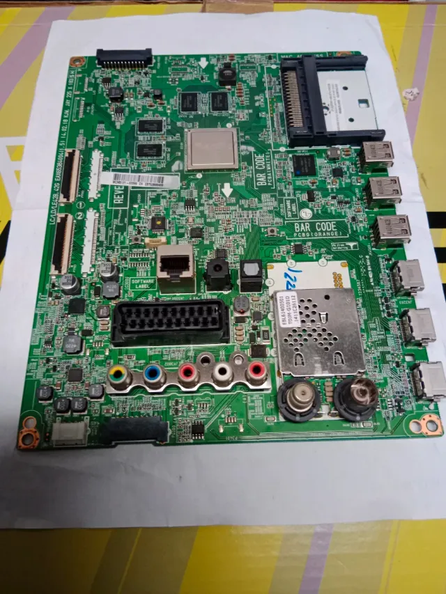 Placas principal con fallo ,vale para repuestos