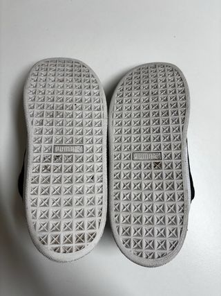 Zapatillas Puma Suede XL Negras y Blancas