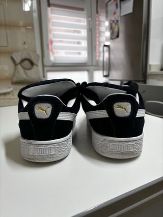 Zapatillas Puma Suede XL Negras y Blancas