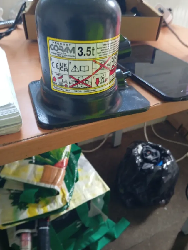 OFETTA!!!Kit Gato Hidráulico Iveco Completo