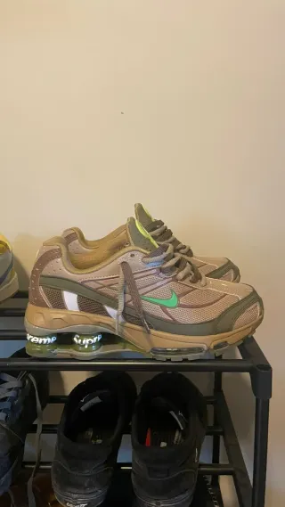 Zapatillas Nike x Supreme Marrones y Verdes