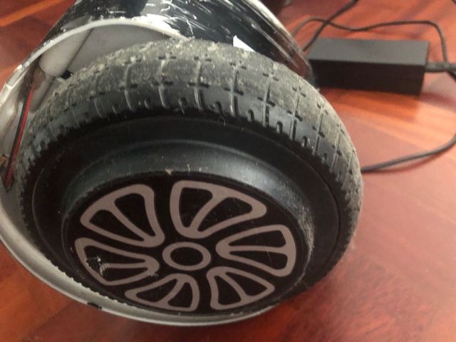 Hoverboard con asiento y cargador