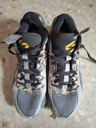 Zapatillas Jordan Luka 2 Gris/Blanco