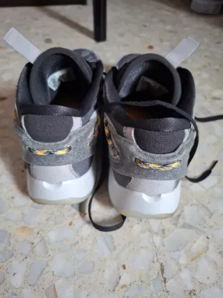 Zapatillas Jordan Luka 2 Gris/Blanco