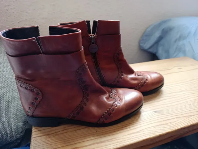 Botines marrones de cuero