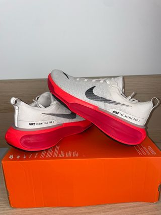 Nike ZoomX Invincible Run 3 Flyknit