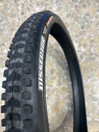 juego Cubierta Maxxis minion y disecctor