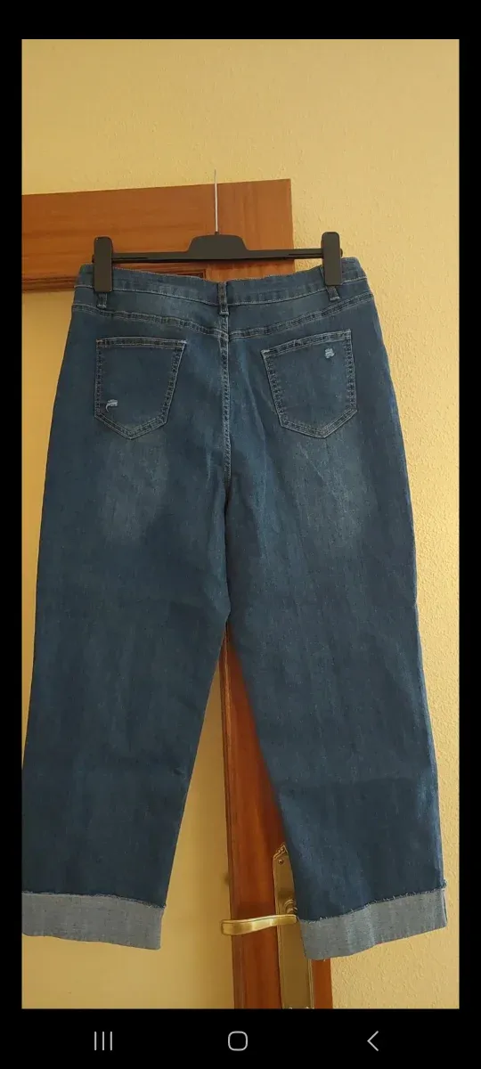 Vaqueros cintura cruzada